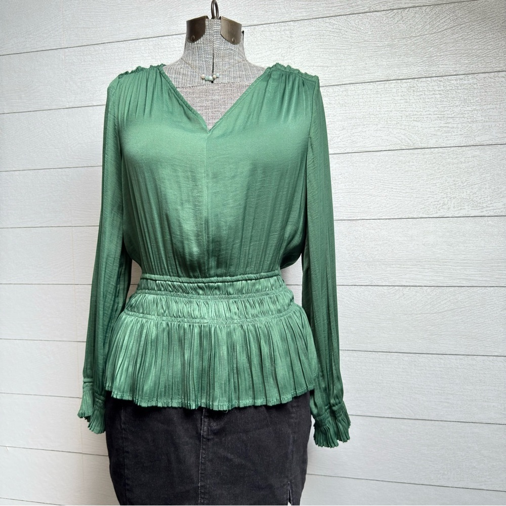 Philosophy | Forest Green Pleated Blouse | Soft Dramatic | Medium - Picture 9 of 11